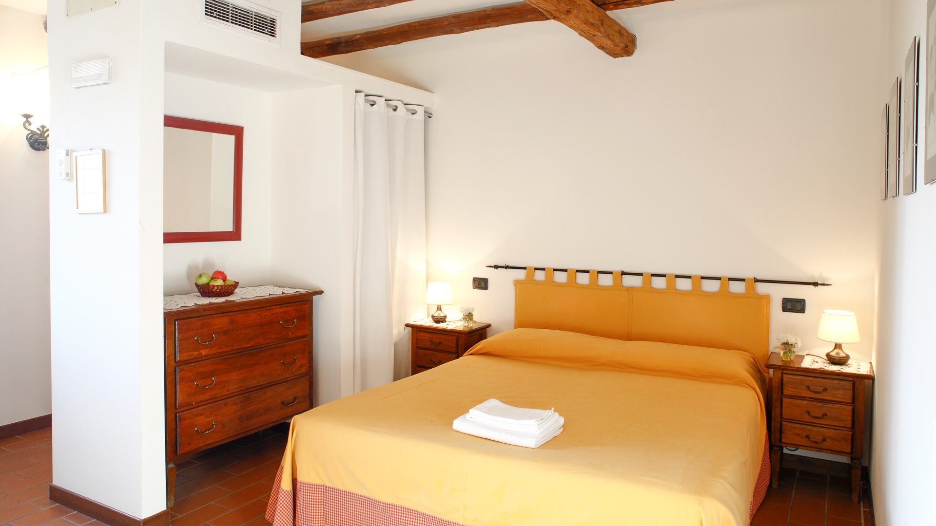 Holyday-room-fragola-02